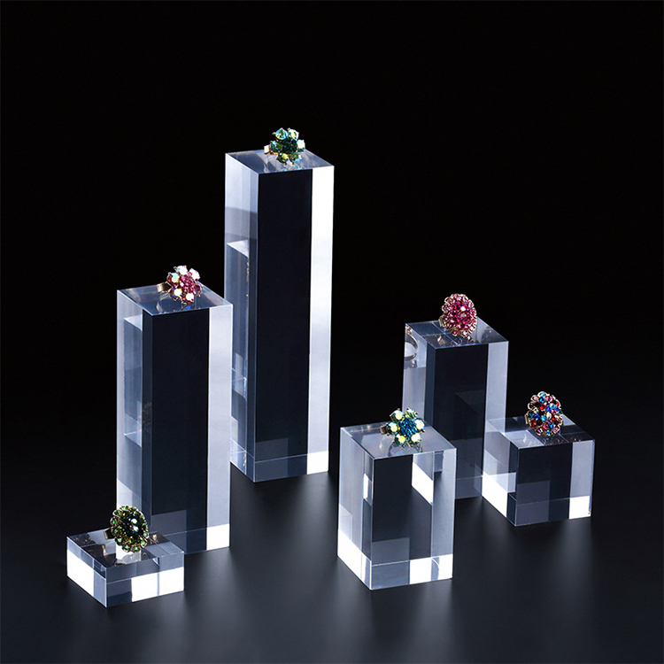 Clear Acrylic Display Blocks for Jewelry Holder Watches Display Cube Decoration for Store